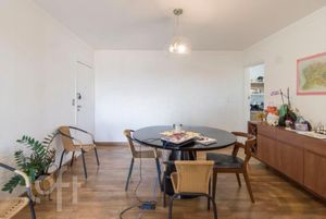 Image 1 - 577749