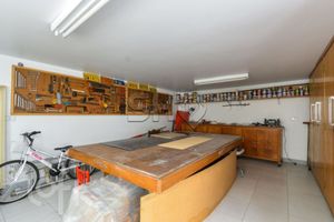 Image 38 - 577853