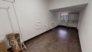 Image 17 - 577923