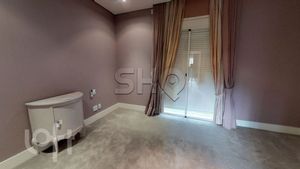 Image 39 - 577923
