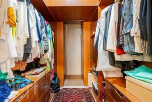 Image 15 - 578132