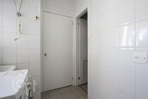 Image 36 - 578177