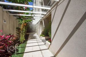 Image 42 - 578177