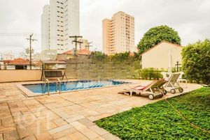 Image 10 - 578639