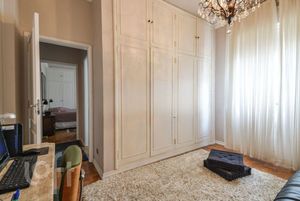 Image 16 - 578659
