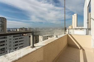 Image 37 - 579043