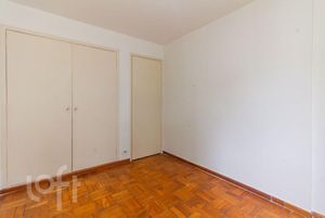Image 15 - 579143