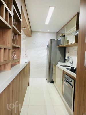 Image 24 - 579409