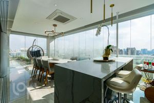 Image 5 - 579448