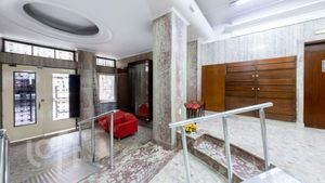 Image 32 - 579461