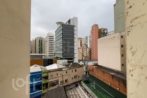 Image 17 - 579671