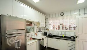 Image 27 - 579972