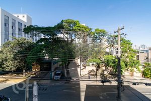 Image 9 - 580367