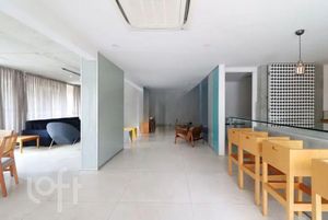Image 20 - 580504
