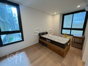 Image 9 - 581025
