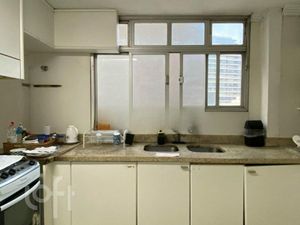 Image 17 - 581202
