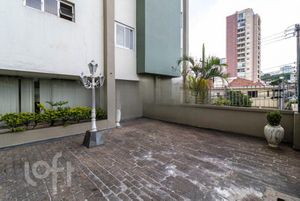 Image 17 - 581485
