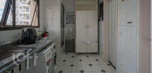 Image 6 - 581684
