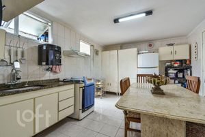 Image 16 - 581958
