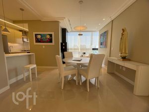 Image 17 - 582128
