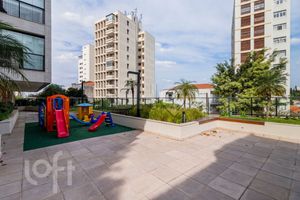 Image 33 - 582317