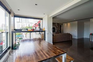 Image 23 - 582317