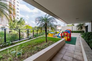 Image 29 - 582317
