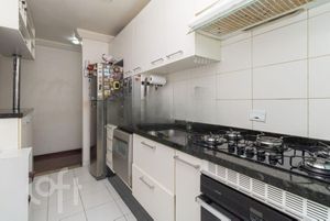 Image 11 - 582505