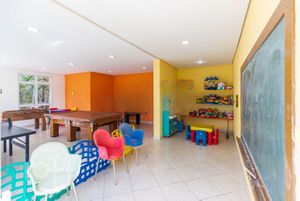 Image 45 - 582550