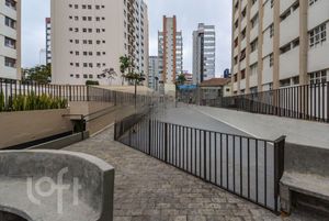 Image 25 - 583443