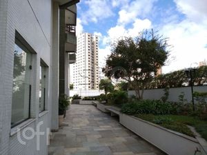 Image 30 - 583651