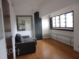 Image 19 - 584428