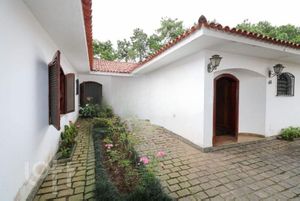 Image 21 - 584702