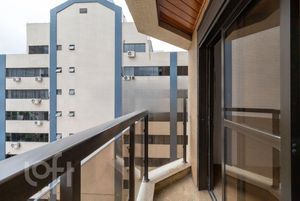 Image 34 - 584776