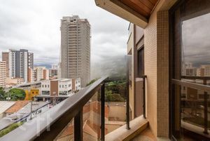 Image 8 - 584776