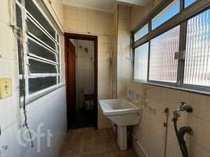 Image 8 - 584851