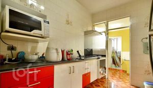 Image 8 - 584976