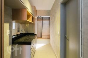 Image 6 - 585127