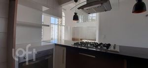 Image 4 - 585133