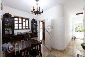 Image 32 - 585216