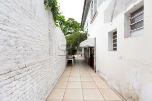 Image 16 - 585216