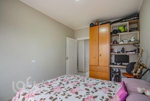 Image 19 - 585243