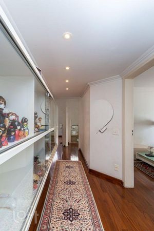 Image 22 - 585333