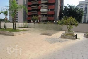 Image 25 - 585459