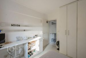 Image 9 - 585723
