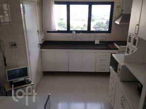 Image 8 - 585757