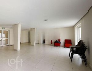 Image 7 - 586070