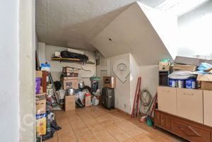 Image 13 - 586236
