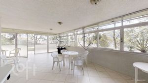 Image 16 - 586399