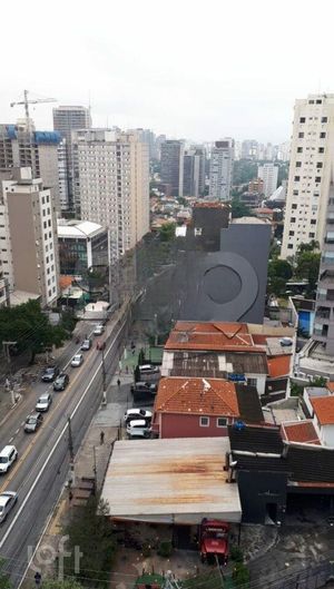 Image 14 - 586437